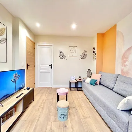 L'odyssee, A 5 Min De La Gare ~ Fibre + Parking Appartement