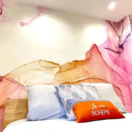 Appartement L'odyssee, A 5 Min De La Gare ~ Fibre + Parking