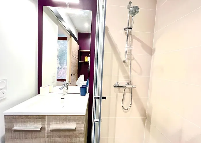 L'odyssee, A 5 Min De La Gare ~ Fibre + Parking * Poitiers