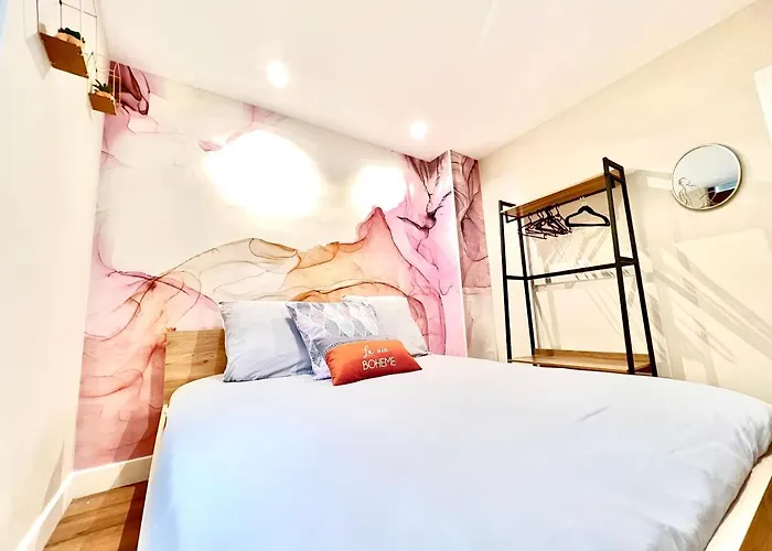 L'odyssee, A 5 Min De La Gare ~ Fibre + Parking * Poitiers