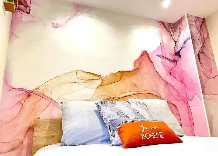 Apartment L'odyssee, A 5 Min De La Gare ~ Fibre + Parking