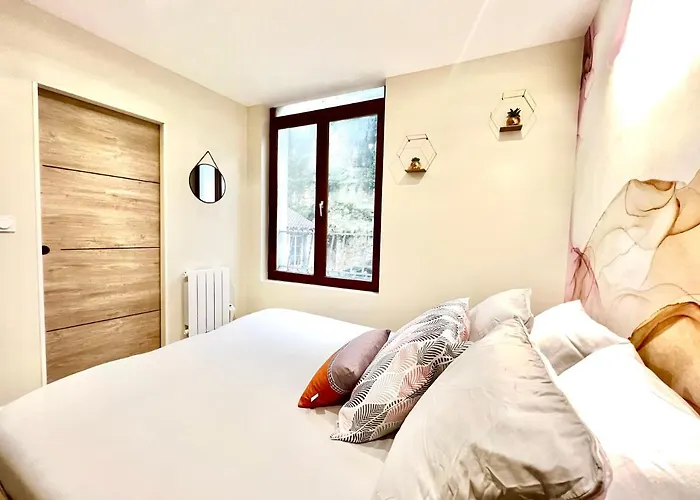 Apartment L'odyssee, A 5 Min De La Gare ~ Fibre + Parking Poitiers